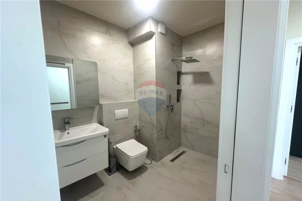 Shtepi me qera Apartament ne Tirane, 2+1, Mobilimi E mobiluar, Pagesa 850  Euro.