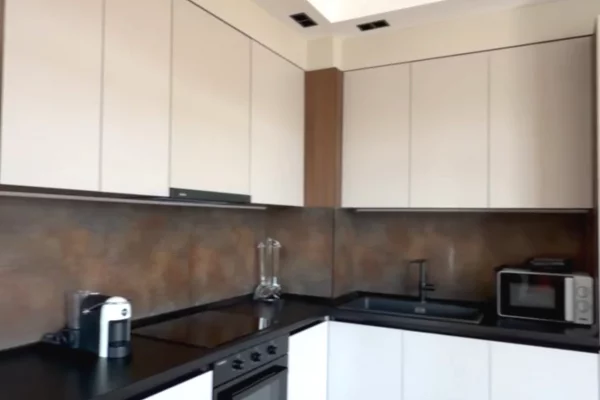 Shtepi me qera Apartament ne Tirane, 2+1, Mobilimi E mobiluar, Pagesa 1,500  Euro.