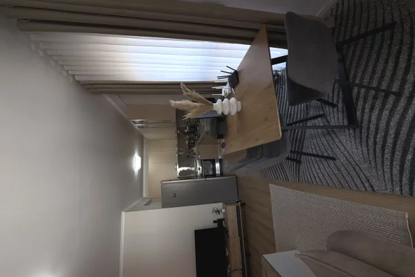 Shtepi me qera Apartament ne Tirane, 2+1, Mobilimi E mobiluar, Pagesa 70,000  Leke.