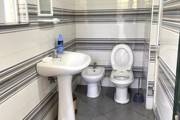 House for Rent 1+1 in Tirana - 22,000 Leke