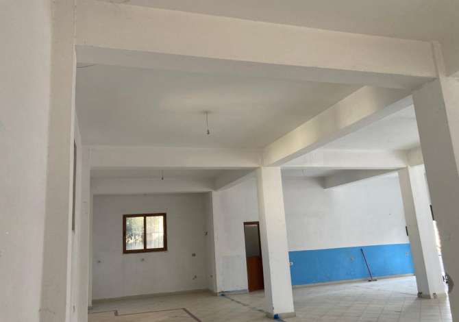 Magazine me Qera ne Astir prane Sheshit Shqiponja