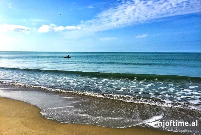 Shtepi ne shitje Apartament ne Durres, 1+1, Mobilimi E mobiluar, Pagesa 50,750  Euro.