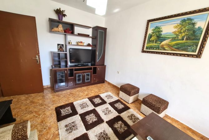 Shtepi me qera Apartament ne Tirane, 2+1, Mobilimi E mobiluar, Pagesa 45,000  Leke.