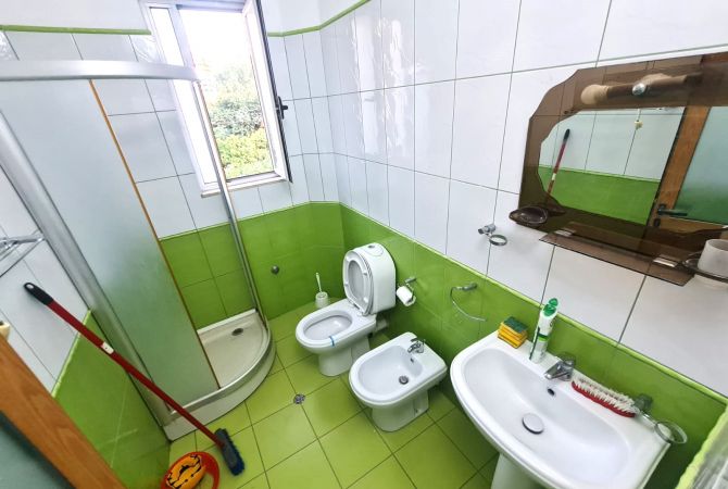 Appartamento in affitto a Tirana 3+1, Arredato