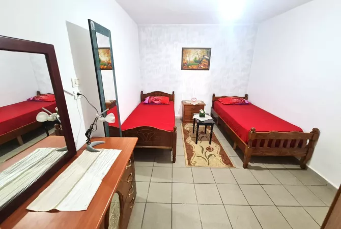 Shtepi me qera Apartament ne Tirane, Garsoniere, Mobilimi E mobiluar, Pagesa 40,000  Leke.