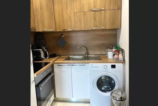 Shtepi me qera Apartament ne Tirane, 1+1, Mobilimi E mobiluar, Pagesa 500  Euro.