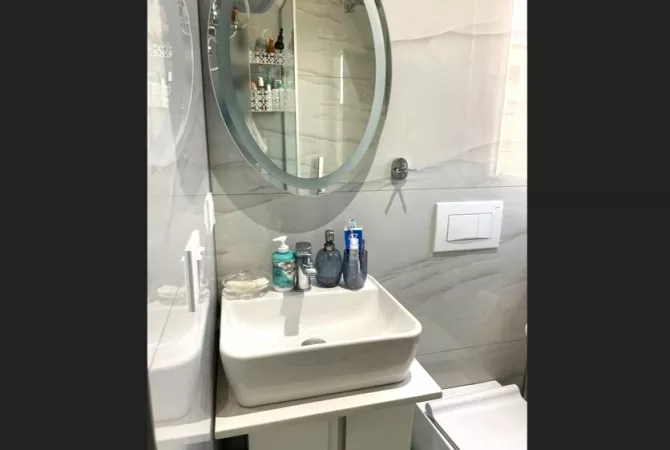 Shtepi me qera Apartament ne Tirane, 1+1, Mobilimi E mobiluar, Pagesa 500  Euro.