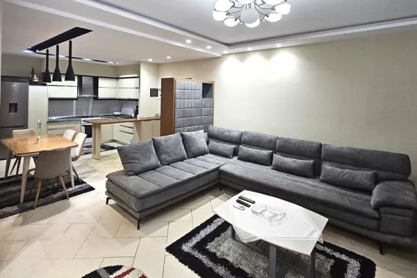 Shtepi me qera Apartament ne Tirane, 2+1, Mobilimi E mobiluar, Pagesa 65,000  Leke.