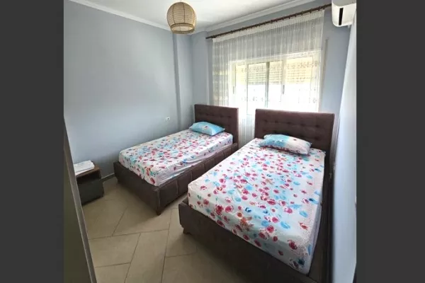 Shtepi me qera Apartament ne Tirane, 2+1, Mobilimi E mobiluar, Pagesa 65,000  Leke.