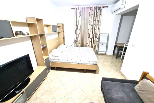 Shtepi me qera Garsoniere ne Tirane - 35,000 Leke