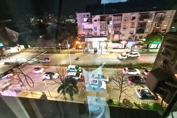 Shtepi me qera Apartament ne Tirane, Garsoniere, Mobilimi E mobiluar, Pagesa 35,000  Leke.