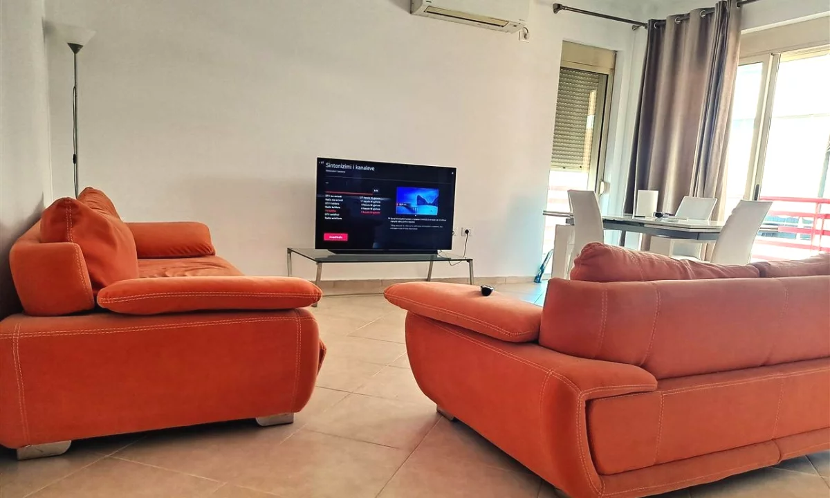 Shtepi me qera Apartament ne Tirane, 2+1, Mobilimi E mobiluar, Pagesa 85,000  Leke.