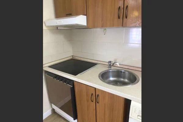 Shtepi me qera Apartament ne Tirane, Garsoniere, Mobilimi E mobiluar, Pagesa 50,000  Leke.