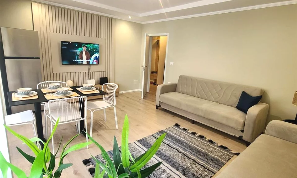 Shtepi me qera Apartament ne Tirane, 1+1, Mobilimi E mobiluar, Pagesa 75,000  Leke.