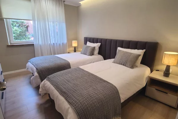 Shtepi me qera Apartament ne Tirane, 1+1, Mobilimi E mobiluar, Pagesa 75,000  Leke.