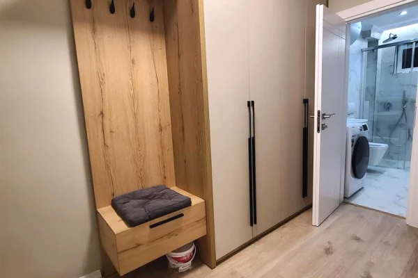 Shtepi me qera Apartament ne Tirane, 1+1, Mobilimi E mobiluar, Pagesa 75,000  Leke.