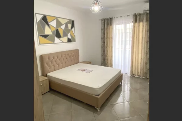 Shtepi me qera Apartament ne Tirane, 1+1, Mobilimi E mobiluar, Pagesa 40,000  Leke.