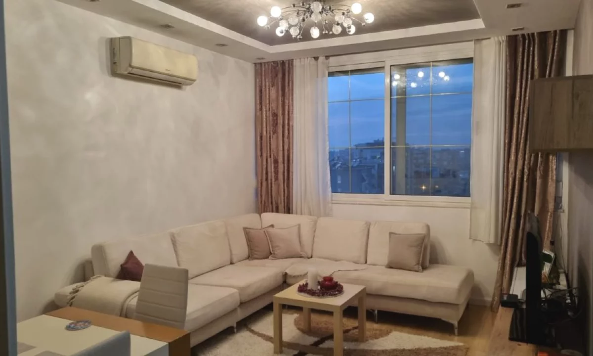 Shtepi me qera Apartament ne Tirane, 2+1, Mobilimi E mobiluar, Pagesa 60,000  Leke.