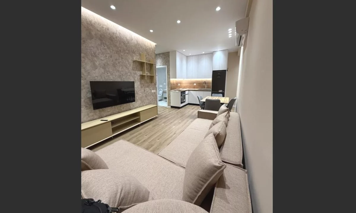 Shtepi me qera Apartament ne Tirane, 1+1, Mobilimi E mobiluar, Pagesa 45,000  Leke.