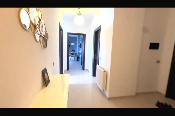 Shtepi me qera Apartament ne Tirane, 2+1, Mobilimi E mobiluar, Pagesa 80,000  Leke.