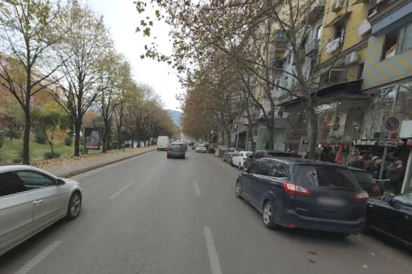 Shtepi me qera Apartament ne Tirane, 1+1, Mobilimi E mobiluar, Pagesa 45,000  Leke.