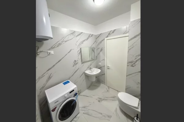 Shtepi me qera Apartament ne Tirane, 2+1, Mobilimi E mobiluar, Pagesa 700  Euro.