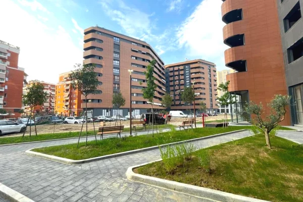 Shtepi me qera Apartament ne Tirane, 2+1, Mobilimi E mobiluar, Pagesa 700  Euro.