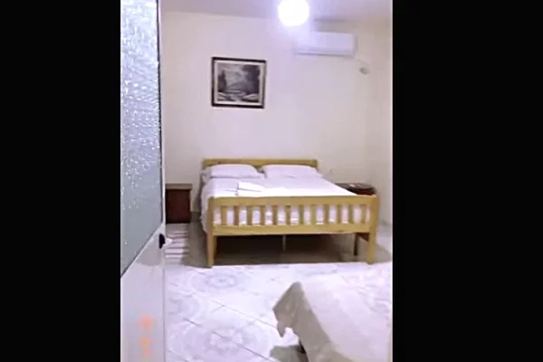 Shtepi me qera Apartament ne Tirane, 2+1, Mobilimi E mobiluar, Pagesa 60,000  Leke.