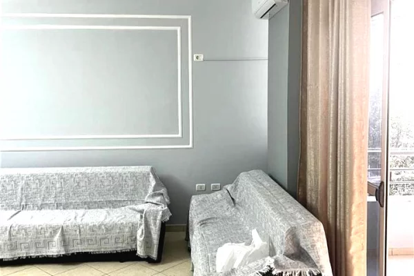 Shtepi me qera Apartament ne Tirane, 1+1, Mobilimi E mobiluar, Pagesa 42,000  Leke.