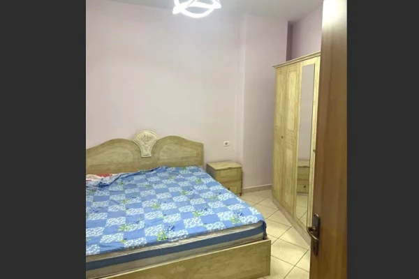Shtepi me qera Apartament ne Tirane, 1+1, Mobilimi E mobiluar, Pagesa 42,000  Leke.
