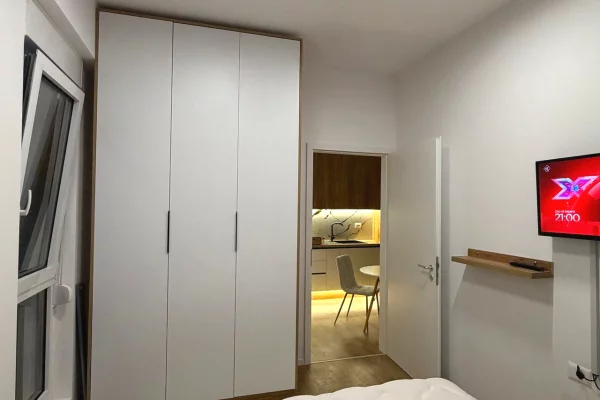 Shtepi me qera Apartament ne Tirane, 1+1, Mobilimi E mobiluar, Pagesa 40,000  Leke.