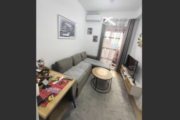 Appartamento in affitto a Tirana 1+1, Arredato