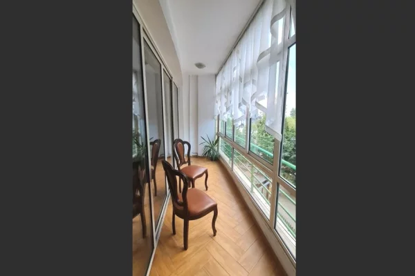 Shtepi me qera Apartament ne Tirane, 2+1, Mobilimi E mobiluar, Pagesa 60,000  Leke.