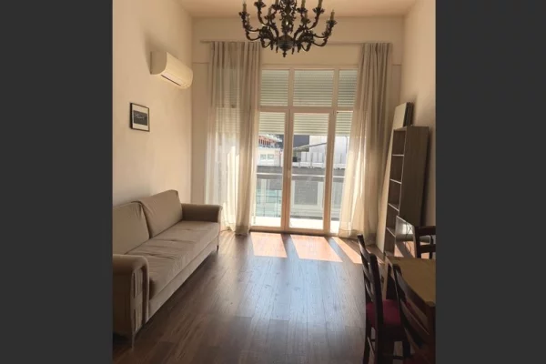 ✅ Apartament 2+1+2 me Qera te Zogu i Zi prane Ring Center (i mobiluar, 2 tualete) ✅