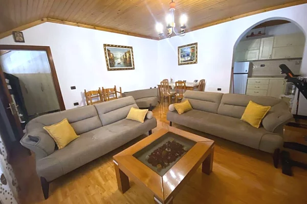 ⭐Penthouse 1+1+Aneks+Verande me Qera ne Fresk prane Pasticeri Melisa (i mobiluar, tavan druri)