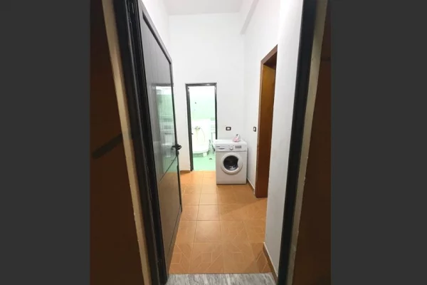 Appartamento in affitto a Tirana 1+1, Arredato