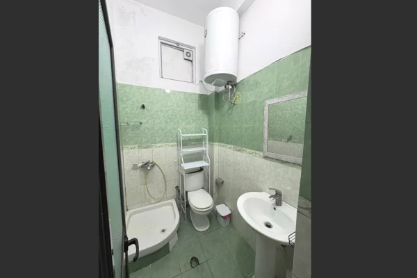 Appartamento in affitto a Tirana 1+1, Arredato