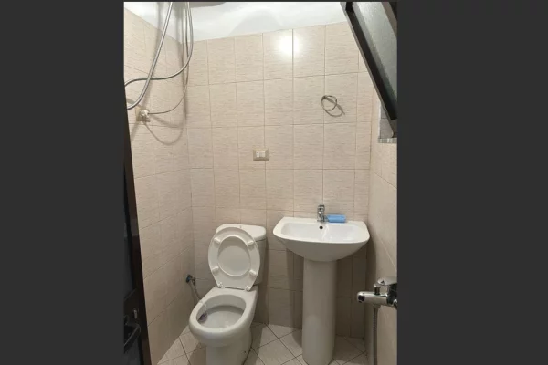 Appartamento in affitto a Tirana Garsoniere, Arredato