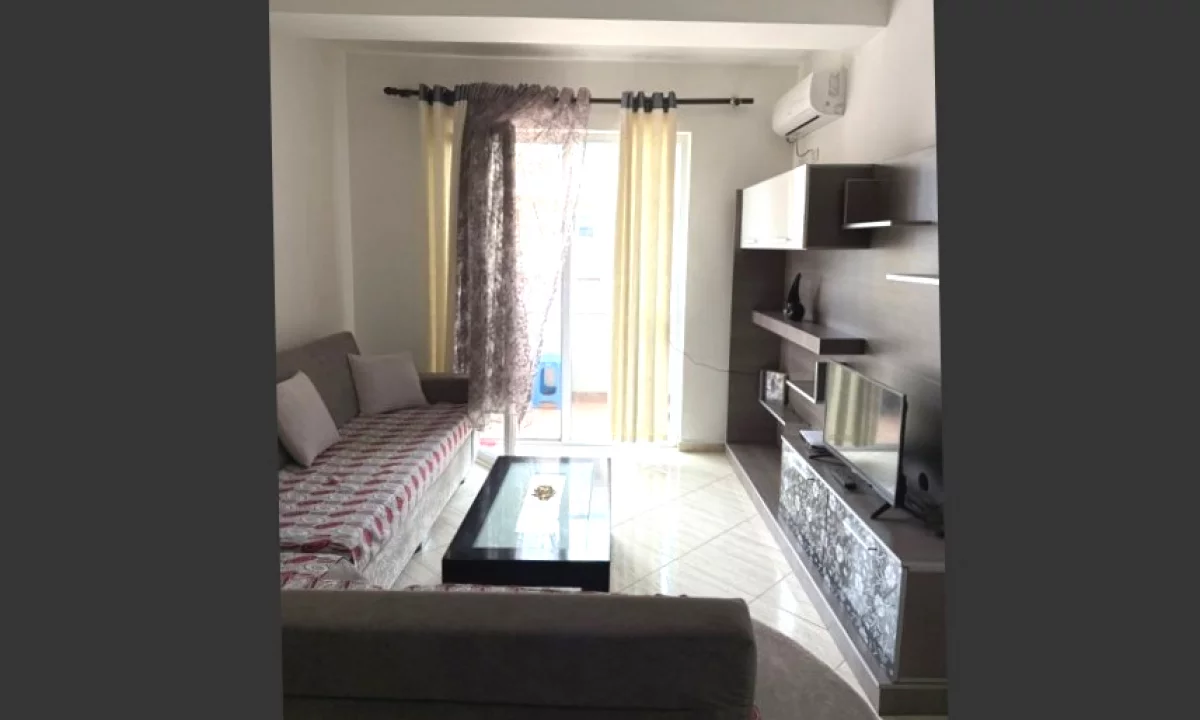 Shtepi me qera Apartament ne Tirane, 1+1, Mobilimi E mobiluar, Pagesa 40,000  Leke.
