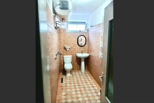 Shtepi me qera Apartament ne Tirane, 1+1, Mobilimi E mobiluar, Pagesa 42,000  Leke.