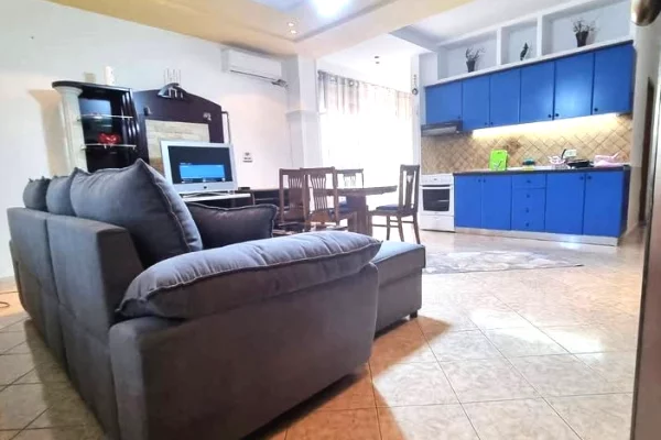✅ Apartament 2+1 me Qera tek Zogu i Zi (i mobiluar) ✅