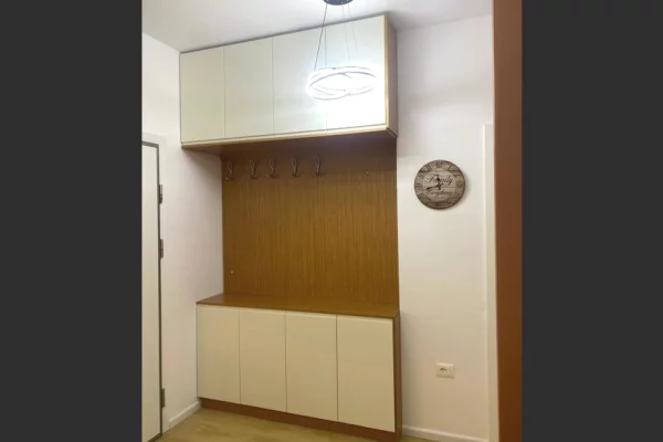 Shtepi me qera Apartament ne Tirane, 1+1, Mobilimi E mobiluar, Pagesa 400  Euro.