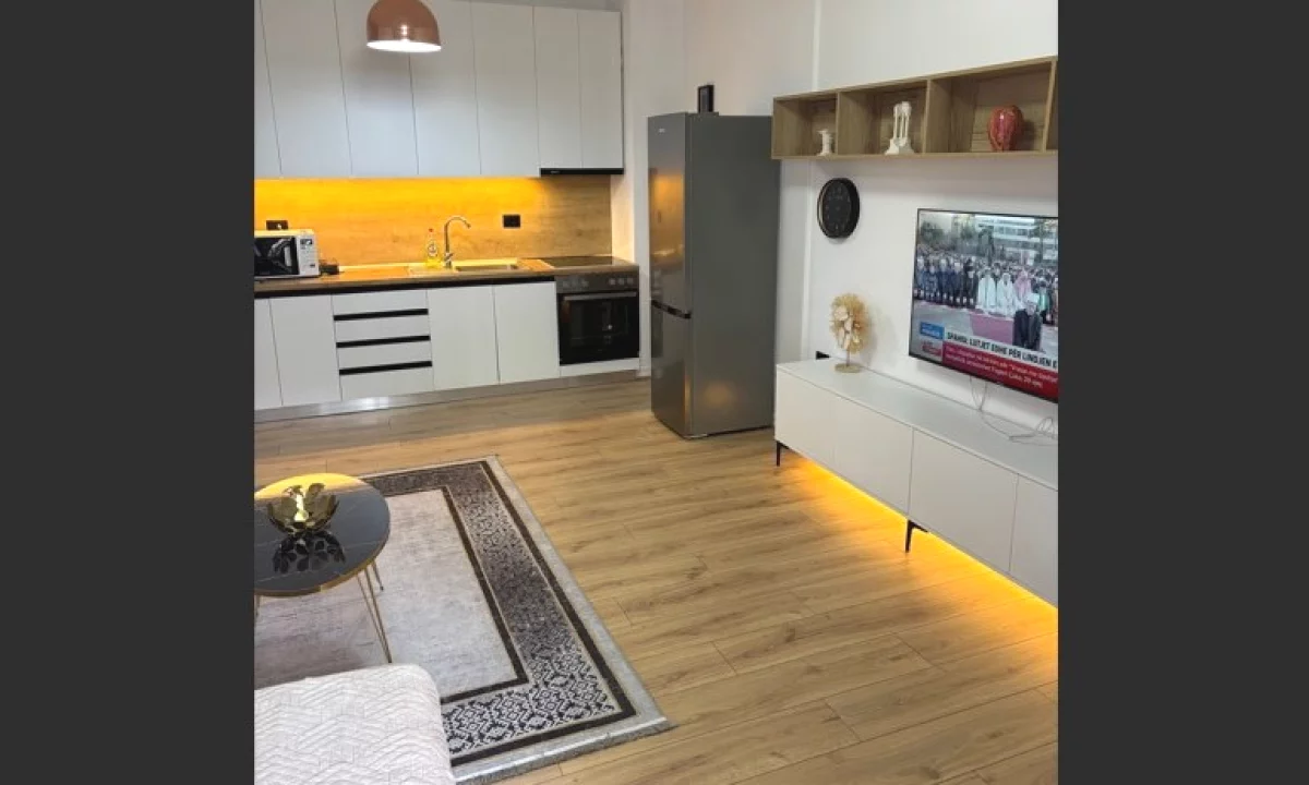 Shtepi me qera Apartament ne Tirane, 2+1, Mobilimi E mobiluar, Pagesa 70,000  Leke.