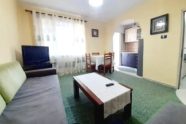 ✅ Apartament 1+1 me Qera te Xhamlliku prane Sheshit Shtraus (karburant Kastrati) ✅