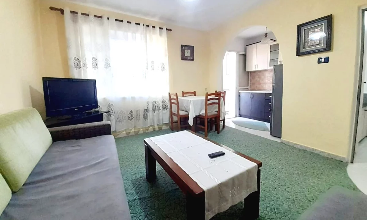 Shtepi me qera Apartament ne Tirane, 1+1, Mobilimi E mobiluar, Pagesa 40,000  Leke.