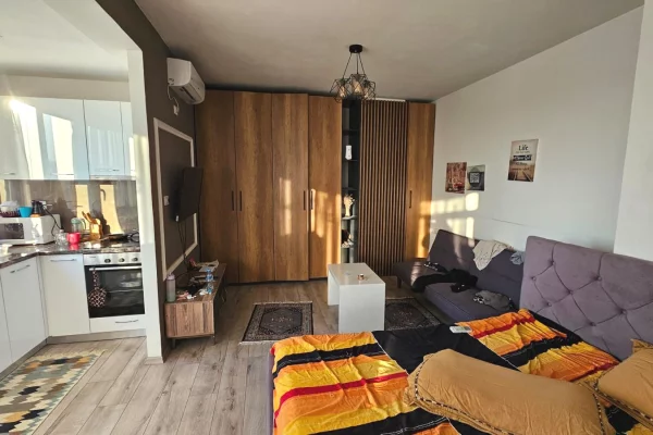 Shtepi me qera Garsoniere ne Tirane - 46,000 Leke