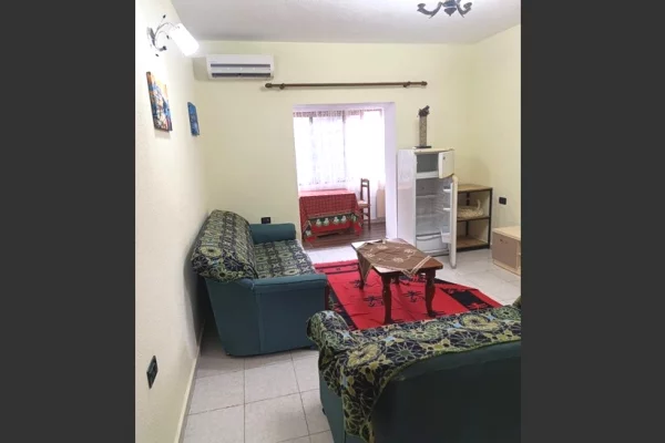 Shtepi me qera 1+1 ne Tirane - 35,000 Leke