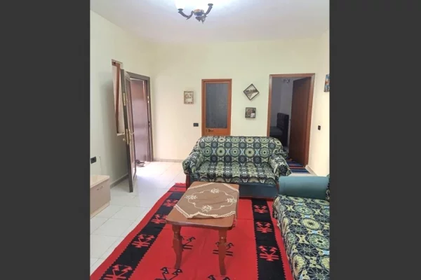 Shtepi me qera Apartament ne Tirane, 1+1, Mobilimi E mobiluar, Pagesa 35,000  Leke.