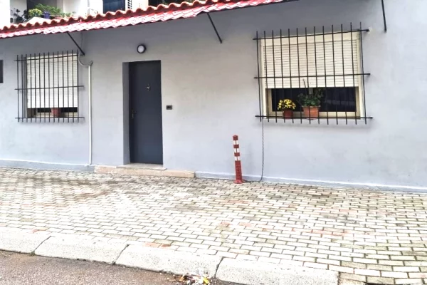 Shtepi me qera Shtepi Private ne Tirane, 1+1, Mobilimi E mobiluar, Pagesa 38,000  Leke.