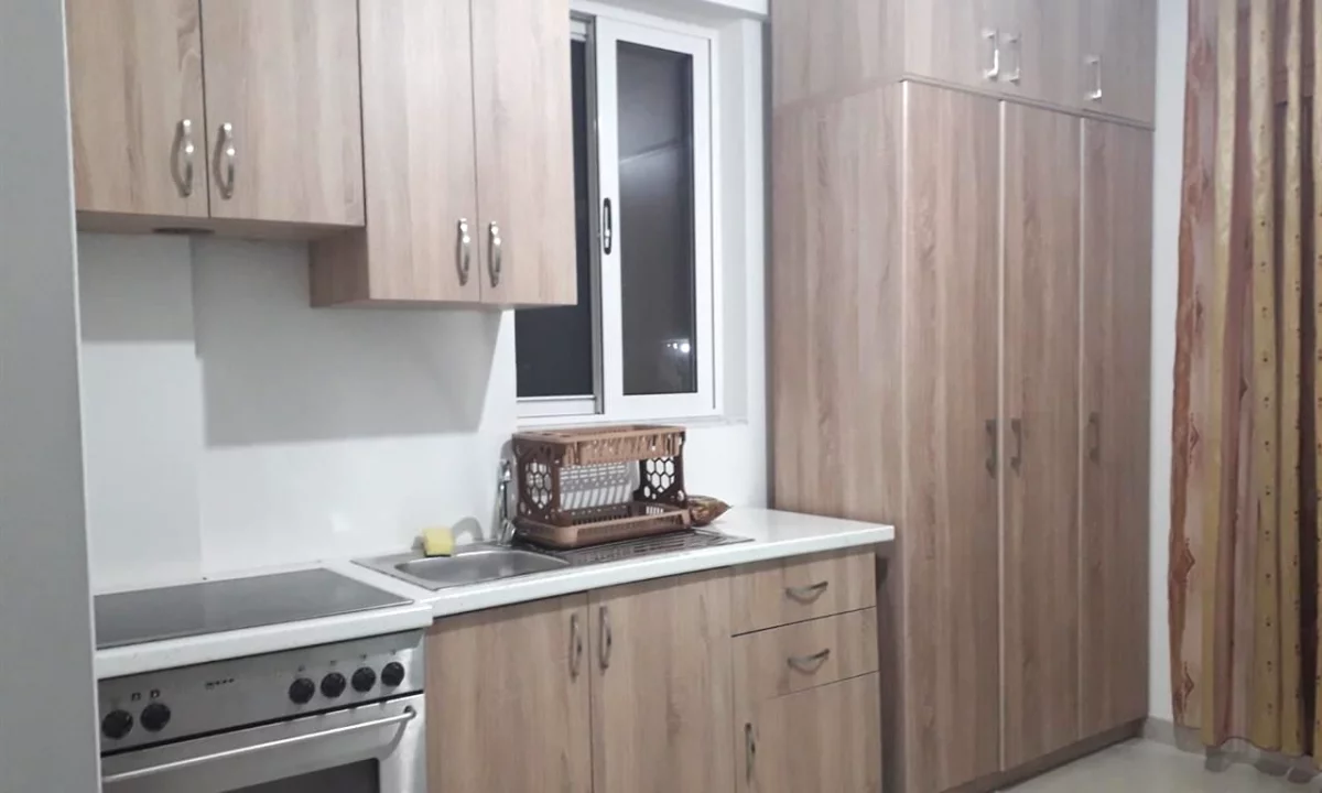 Shtepi me qera Apartament ne Tirane, Garsoniere, Mobilimi E mobiluar, Pagesa 25,000  Leke.